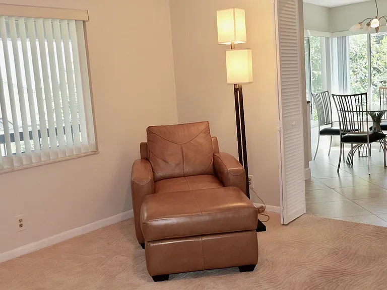 13817 Royal Palm Ct #B — Photo 12