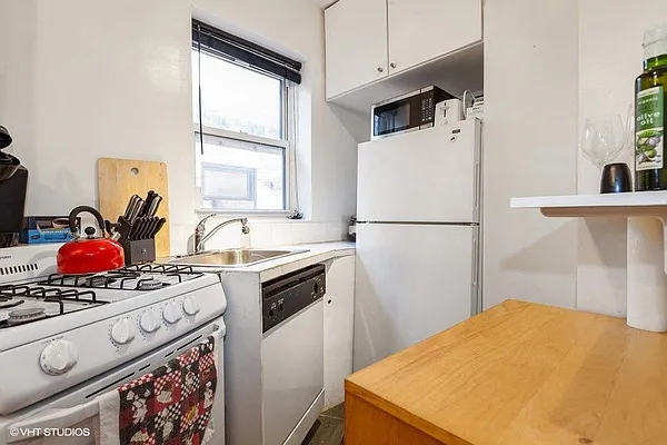 Rented by Curtin Realty Group | media 25