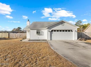 203 Inman Court, Hubert, NC 28539