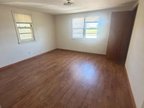 3807 Brown Station Rd APT 15, Columbia, MO 65202
