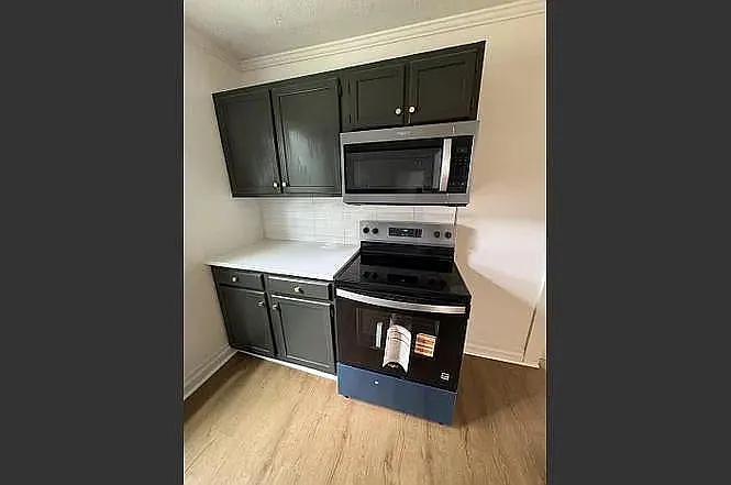200 F St — Photo 4