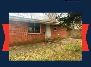 917 Tucker St #B, Dyersburg, TN 38024