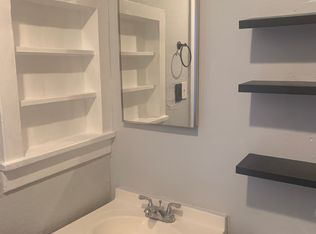 2328 Bedessen Ave, Commerce, CA 90040