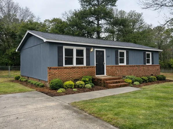 1914 Ardsley Rd, Rockingham, NC 28379