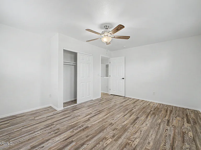 742 N 112th Dr — Photo 19