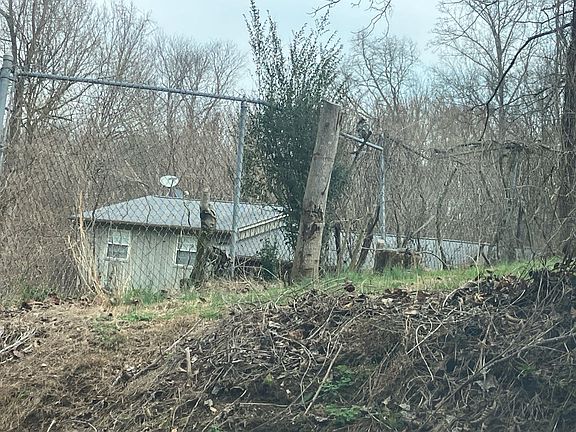 2nd image of 8328 Lucas Ln
