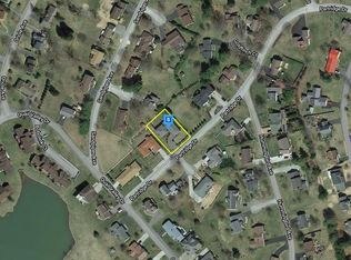 691 Partridge Dr, Princeton, WV 24740