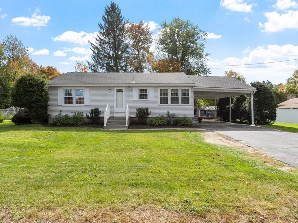 64 Autumn Dr, Fitchburg, MA 01420