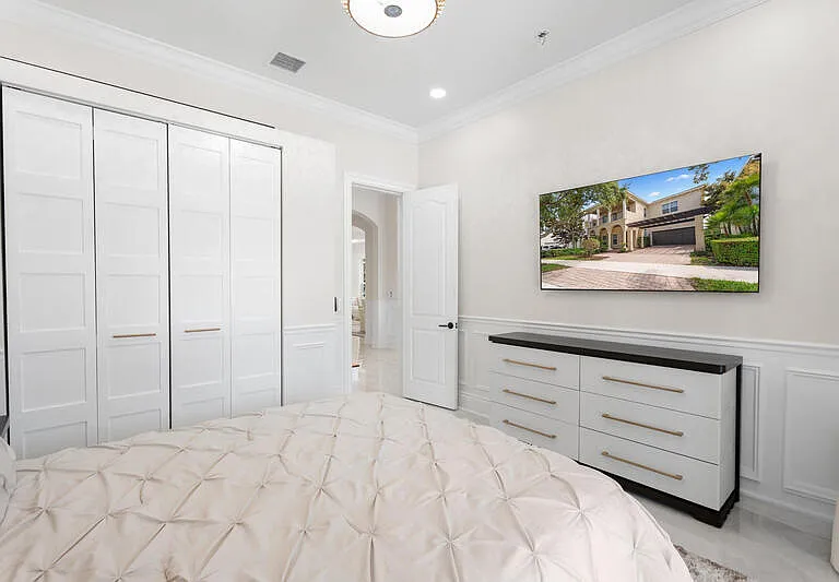 112 Tulip Tree Ct — Photo 46