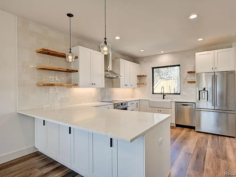 424 Pinon St — Photo 8