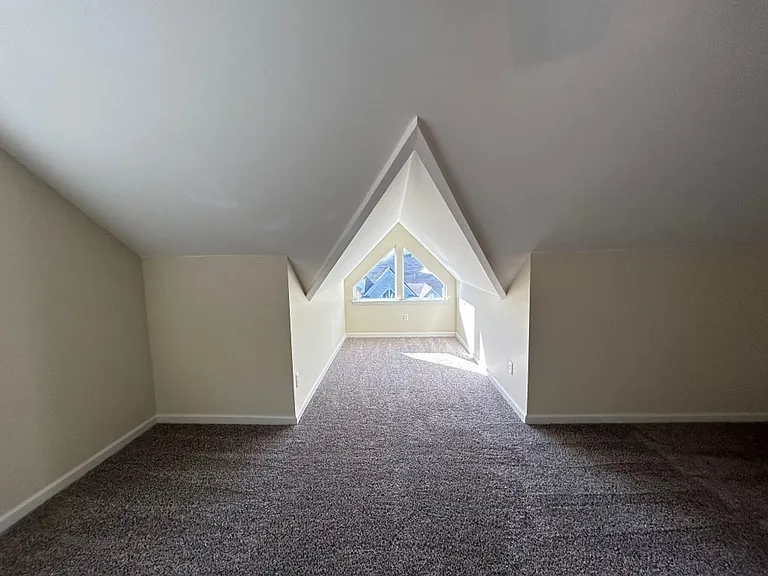 1372 Island Town Dr — Photo 25