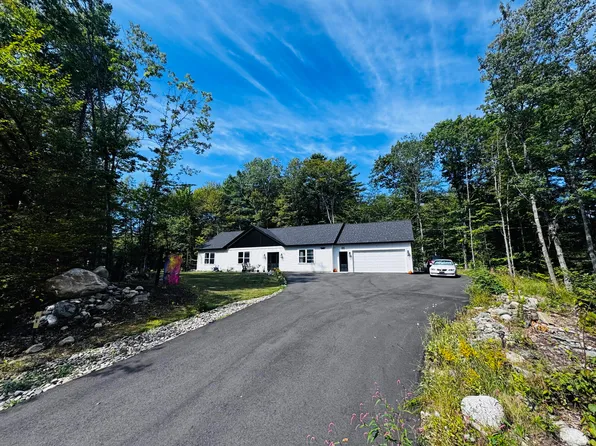 81 Mary Lane, Oakland, ME 04963