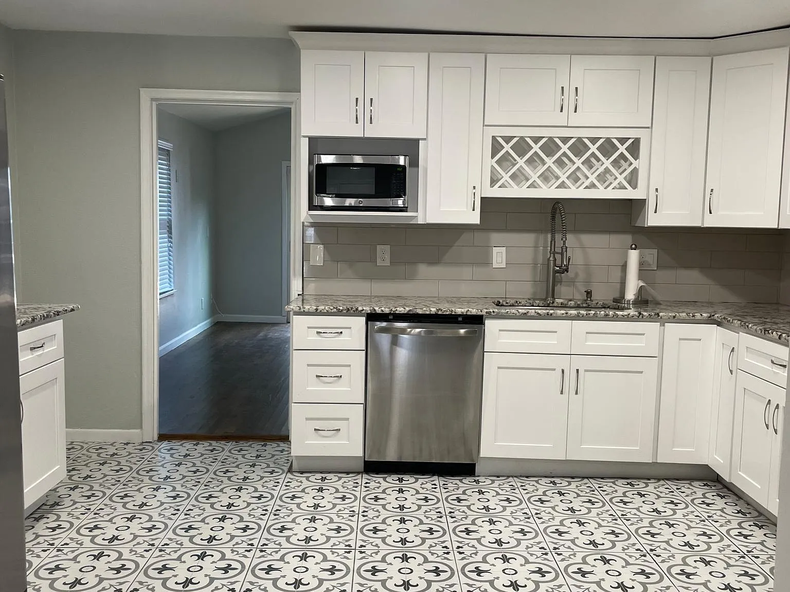 3205 Lubbock Ave — Photo 3