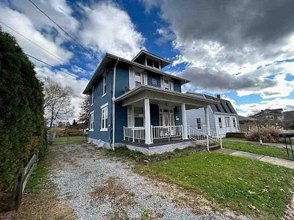 220 Davisson St, Bridgeport, WV 26330