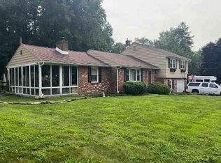 405 Country Club Dr, Newark, DE