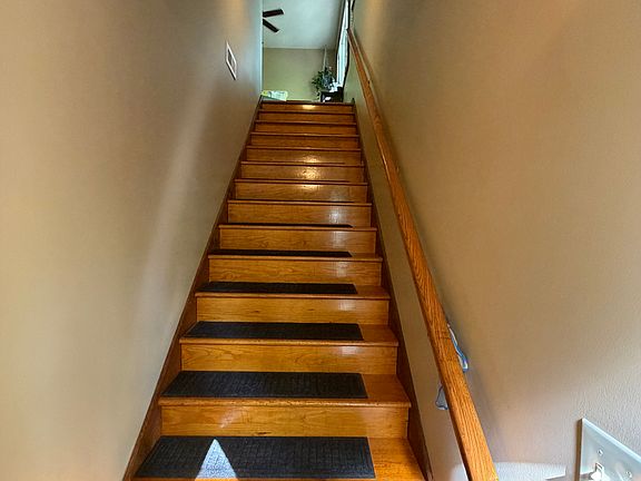 steps to living area