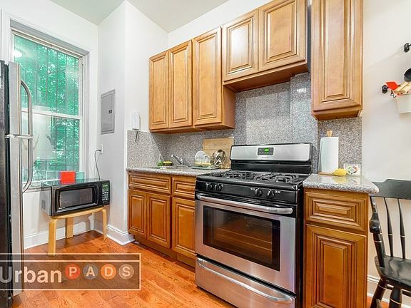 2nd image of 673 Sterling Pl #3E