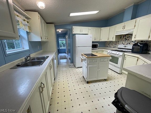 5th image of 45300 Township Road 954