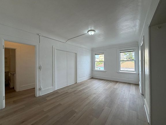 5th image of 2306 Waverly St #14