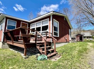 112 Lakefront Ln, Barton, VT 05822
