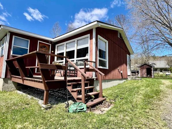 112 Lakefront Lane, Barton, VT 05822