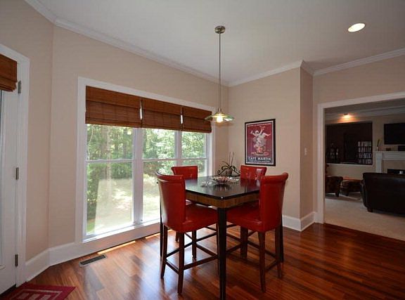 3rd image of 114 Barefield Dr