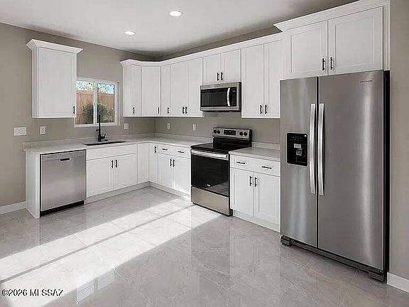 3rd image of 197 Avenida Ostion
