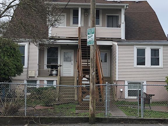 2nd image of 2507 Wetmore Ave APT 9