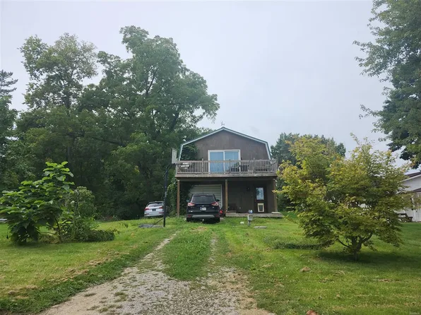 7220 S 20 E, Wolcottville, IN 46795