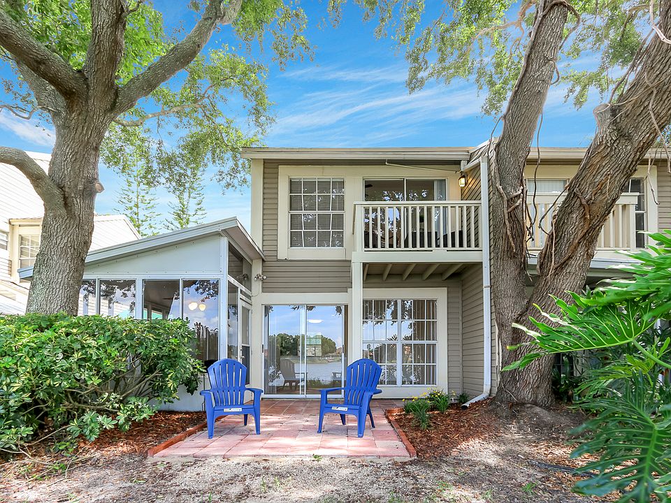 1st image of 6912 Lake Place Ct