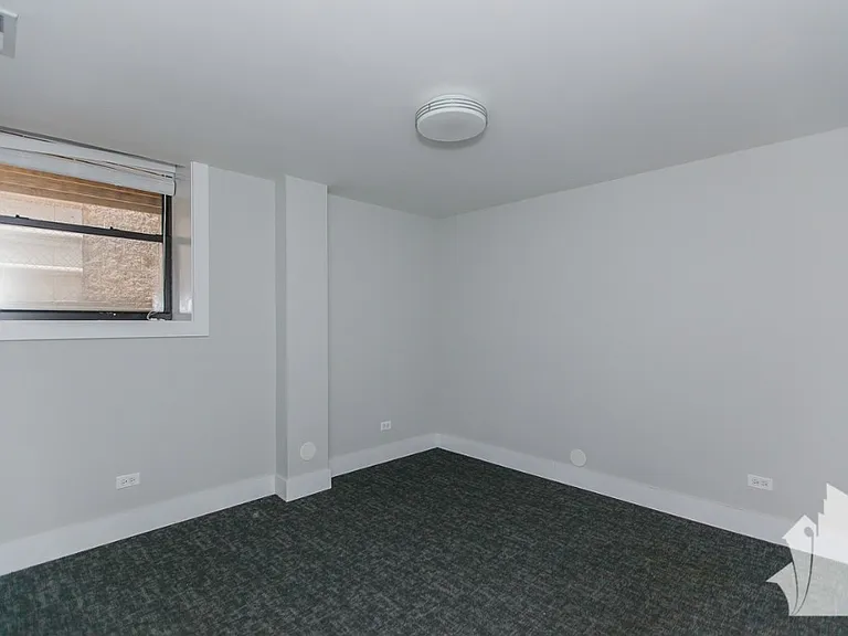 1946-52 W Nelson St #1946-1E — Photo 11