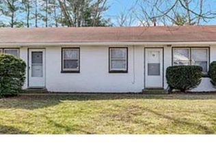 4 Tudor Ct #B, Champaign, IL 61821