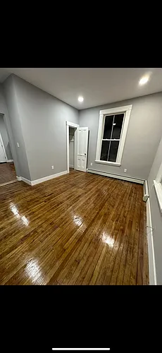 47 West St #6 Photo 1