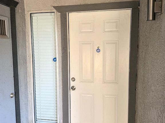 2nd image of 4701 Beechwood St APT 115