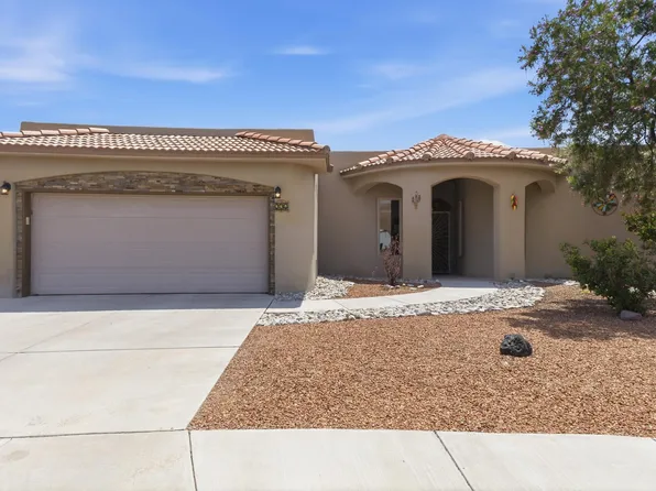 330 Calle Consuelo NE, Los Lunas, NM 87031