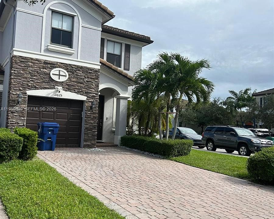 1st image of 11625 NW 88th Ln #11625