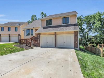8540 Westgate Dr, Lenexa, KS, 66215