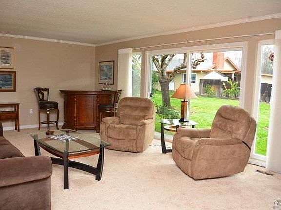 4th image of 31 Temelec Cir
