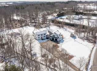 141 Eight Lots Rd, Sutton, MA 01590