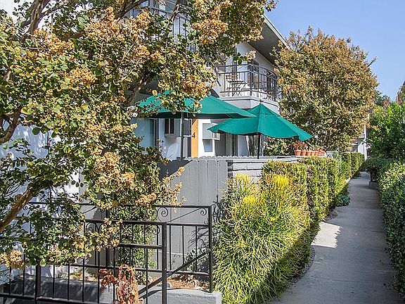 3rd image of 450 S Los Robles Ave APT 16