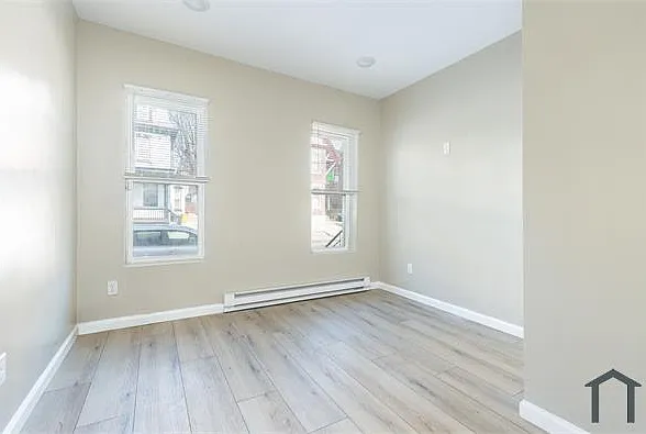 4713 Penn St #E — Photo 7