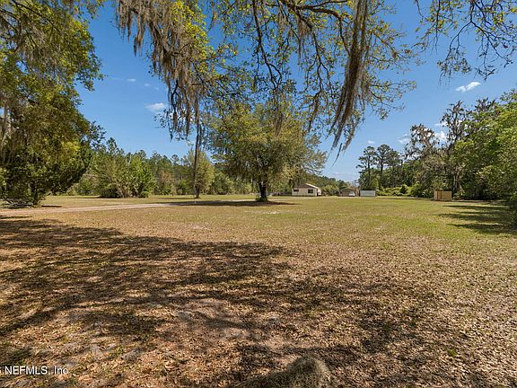 3rd image of 138 BOSTWICK CEMETERY Road