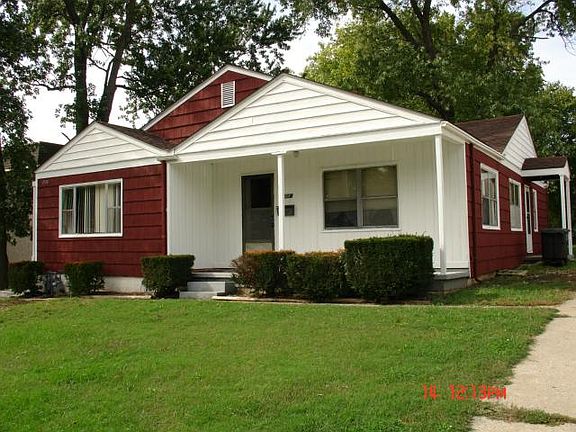 2nd image of 1708 S Ash Ave