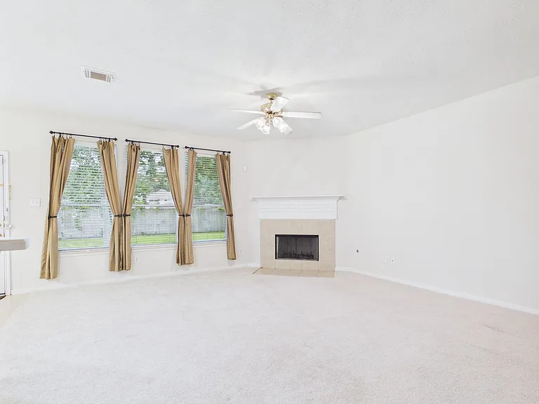 4702 Rolling View Ct — Photo 12