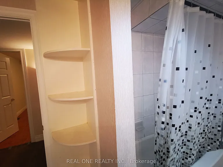 2508 Old Carriage Rd #BASEMENT — Photo 9