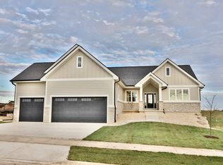 1602 Schreiner, Waunakee, WI 53597