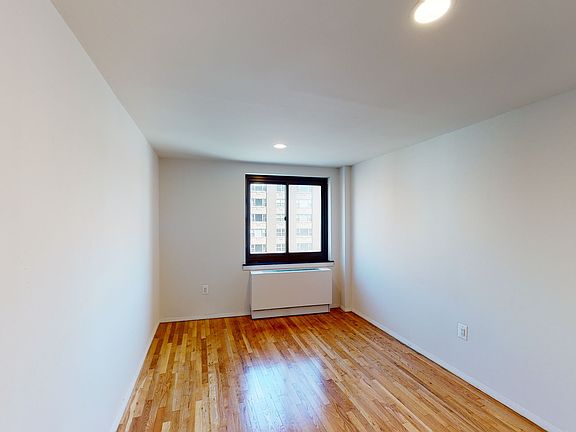 5th image of 284 Mott St APT 2J