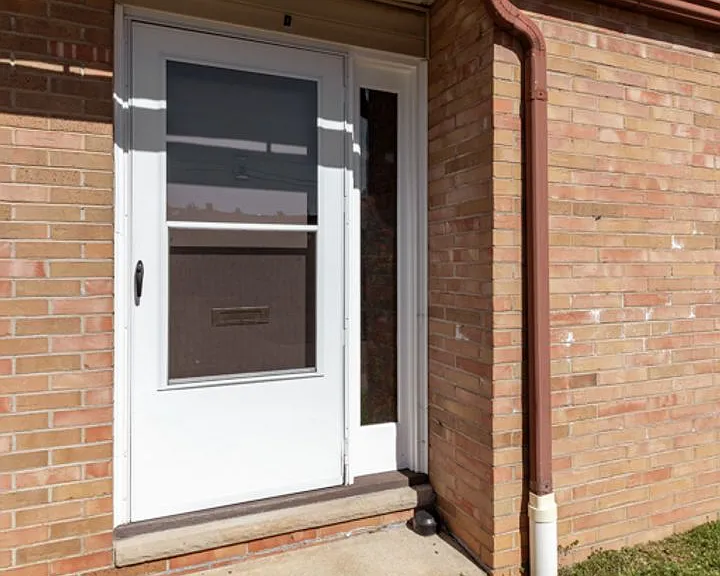 3706 Martindale Rd NE — Photo 3
