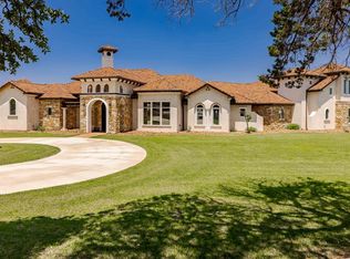 197 San Juan St S, Kerrville, TX 78028