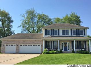 1813 Armitage Dr, Springfield, IL 62711